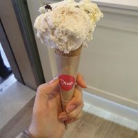 super generosa cantidad at Gelati Dino in Sitges