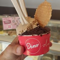 Xocolata negra i festuc at Gelati Dino in Sitges