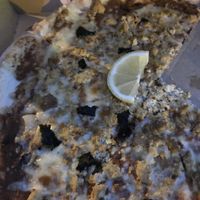 The lemon really worked on this ‘nemhalas’ pizza  at GreenGorilla in Budapest