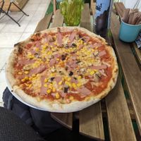 "Songoku" Pizza at GreenGorilla in Budapest