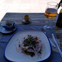 Vegan enchiladas with beer and olives (14.40€) at La Hormiga in Pontevedra
