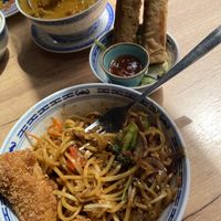 Mi Xoa Teriyaki with spring rolls  at La Vegana in Warsaw