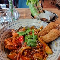 Noodles, tofu and chicken rolls yum at La Vegana in Warsaw