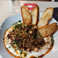Berenjenas harissa (vegetarianas) at Cantina Lab in Barcelona