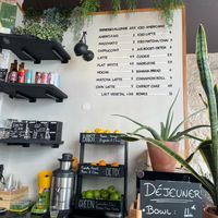 Menus and drinks at La Pépinière des Batignolles in Paris