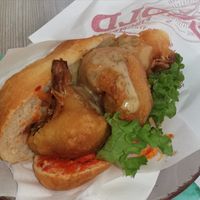 Veganes Back-Visch Brötchen at SEEGOLD Fischeria in Groemitz