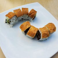 one of 2 vegan maki rolls at Seadog Sushi Bar in Chicago