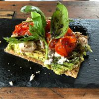 Tostada Verde - avo-toast (+vegan cheese) at Esquina in Lanzarote