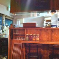 Kitchen and entrance at Point in Tokyo