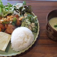 One Plate Dish at Yasai Cafe Kukuri in Tokyo