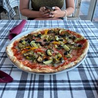 Vegan pizza at Caruso in Torremolinos