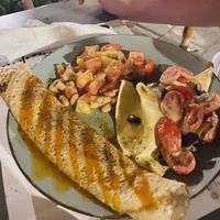 Dish’s, salad and filled pasta at Brac Libreria di Arte Contemporanea in Florence