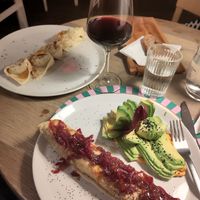 Avocados, Dos(h)a, agnolotti😋😋😋. Excellent and very generous cheesecake at Brac Libreria di Arte Contemporanea in Florence