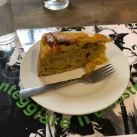 Vegan apple cake at Brac Libreria di Arte Contemporanea in Florence