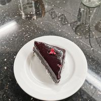 Blueberry lemon cheesecake at Pâtisserie Zébulon in Montreal