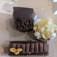 Cakes selection at Pâtisserie Zébulon in Montreal