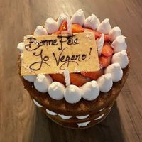 Gâteau classique fruité  at Pâtisserie Zébulon in Montreal