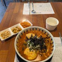  at Mothers Table in Seoul