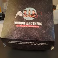 The worst vegan chicken burger at London Brothers in Cluj-napoca