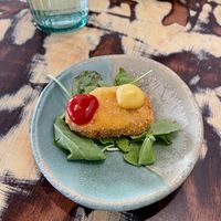 Nugget vegano (de Heura) at La Mujer de Verde in Mallorca