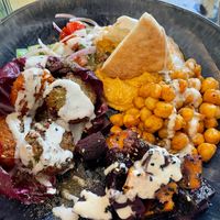 Mezze Plate de Israel  at La Mujer de Verde in Mallorca
