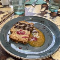 Plum cake w peach and strawberry coulee   at La Mujer de Verde in Mallorca