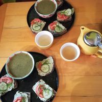 Tartine with hummus and blettes soup at Ozfair in Brussels