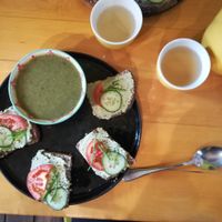 Tartine with hummus and blettes soup at Ozfair in Brussels