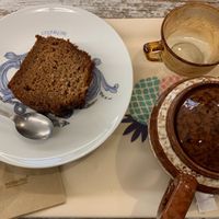 Tea and apple and cinnamon bread at Kitsch Café in Epernay