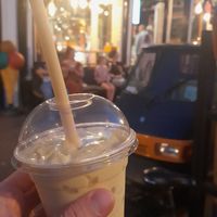 Vegan mango milkshake at David's Gelato Café in Gouda