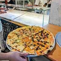 This was leftover from 2 50 cm pizzas at La Vieja in Sevilla