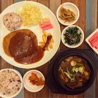 Cutlet and beef stew at Loving Hut Gangnam-gu - 러빙헛 in Seoul