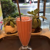 Strawberry banana smoothie  at Loving Hut Gangnam-gu - 러빙헛 in Seoul