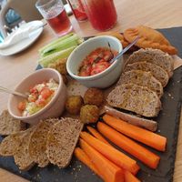 Sharing dish at Sabor'art Café in Nazare