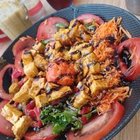 Bowl with tofu at Sabor'art Café in Nazare