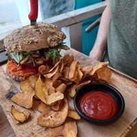 Vegan burger at Sabor'art Café in Nazare