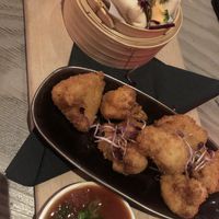 Bao bun & cauliflower fritters at Hoogste Tijd in Eindhoven