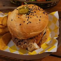 BAE Burger and Salat with Bonless Meatballs at Crush in Merida