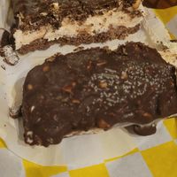 Vegan Snickers (soo good) at Crush in Merida