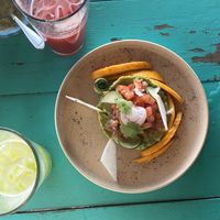 This guacamole presentation 😍 plus it was super delicious!  at Xhuba in Playa Zipolite
