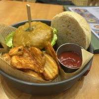 Omnipork burger  at Vega Vega - Nordeste in Macau