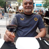 One happy hubby at La Terrazza in Valencia