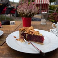 Kirsch/Mandelkuchen at Deicheck Café in Sankt Peter-ording