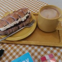 Red bean and butter sandwich at Vegan Veganing in Seoul