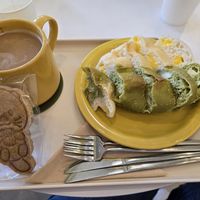 Cheezebread and caramel latte at Vegan Veganing in Seoul
