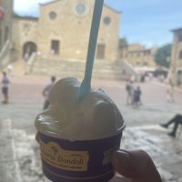 Lemon sorbet   at Gelateria Dondoli in San Gimignano