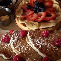 Waffles and pancakes at Freesoulcaffe in Tustin