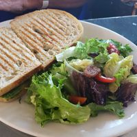 Side salad 🥗 was delicious 😋 at Freesoulcaffe in Tustin