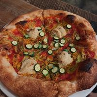 Squash blossom pizza  #Veganuary at Freesoulcaffe in Tustin