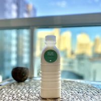 Leite vegetal de castanha de caju e aveia  at Tizu in Curitiba